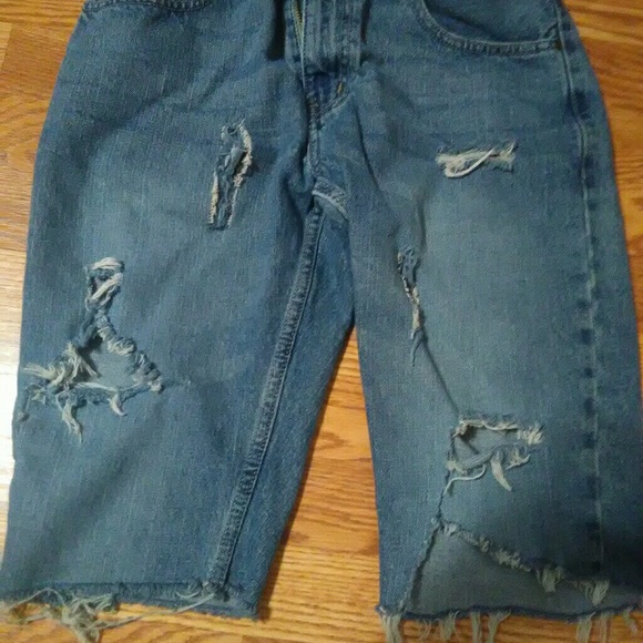 Men's Ripped and Cut Jean Shorts - Picture 2 of 4